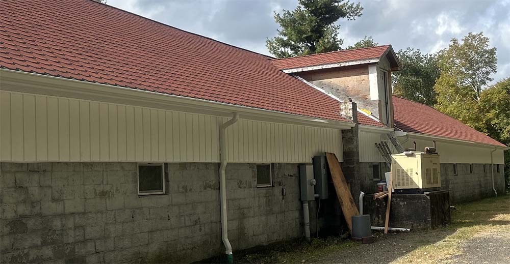 Long Runs of Seamless Gutters