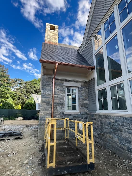 Custom Craftsmanship for Curved Architecture